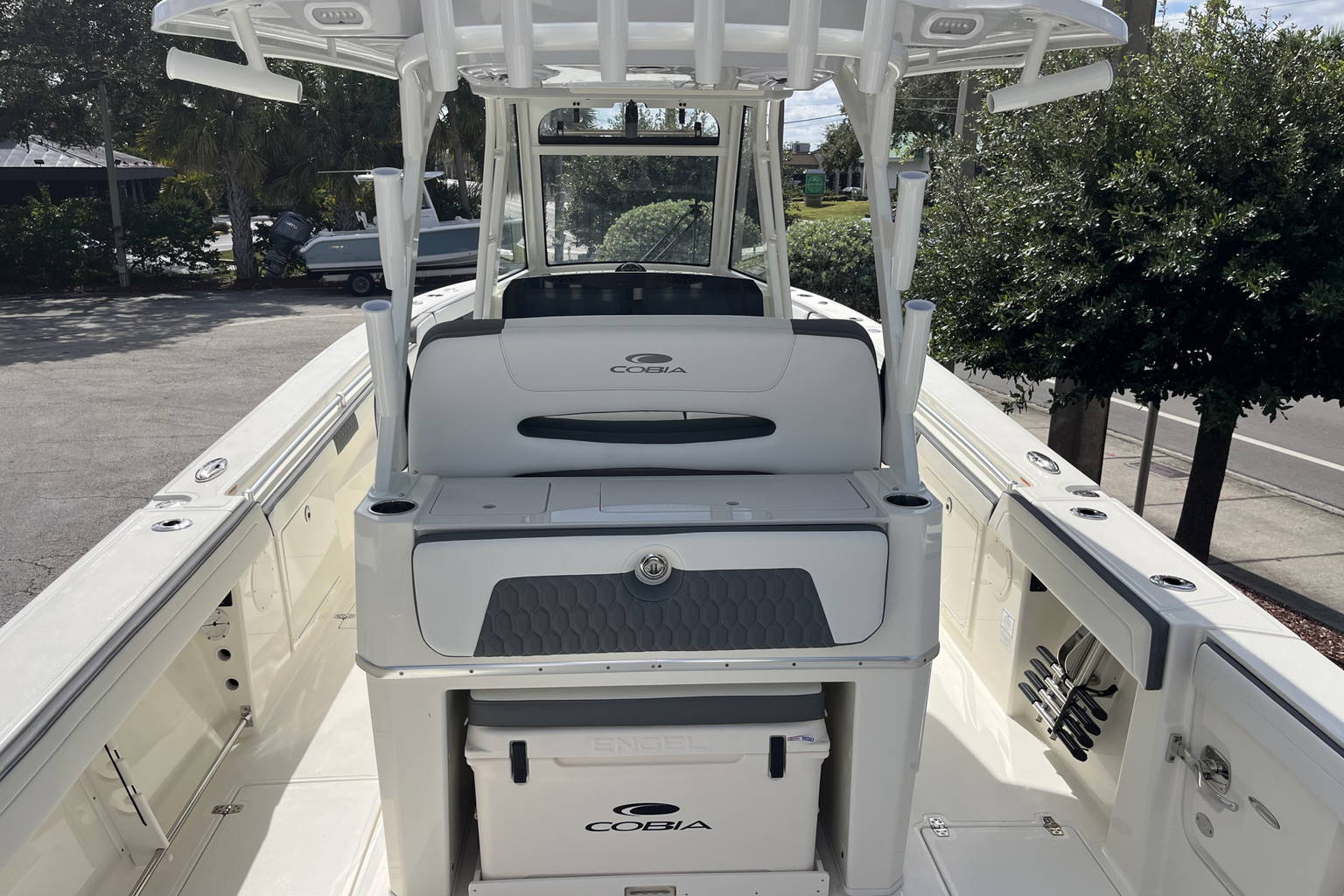 New 2026 Cobia 305 CC #L013 image 12