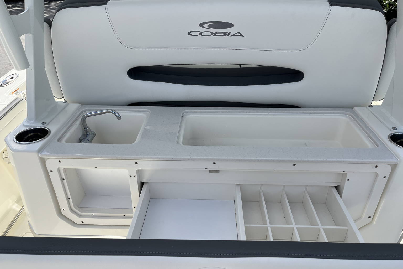 New 2026 Cobia 305 CC #L013 image 14