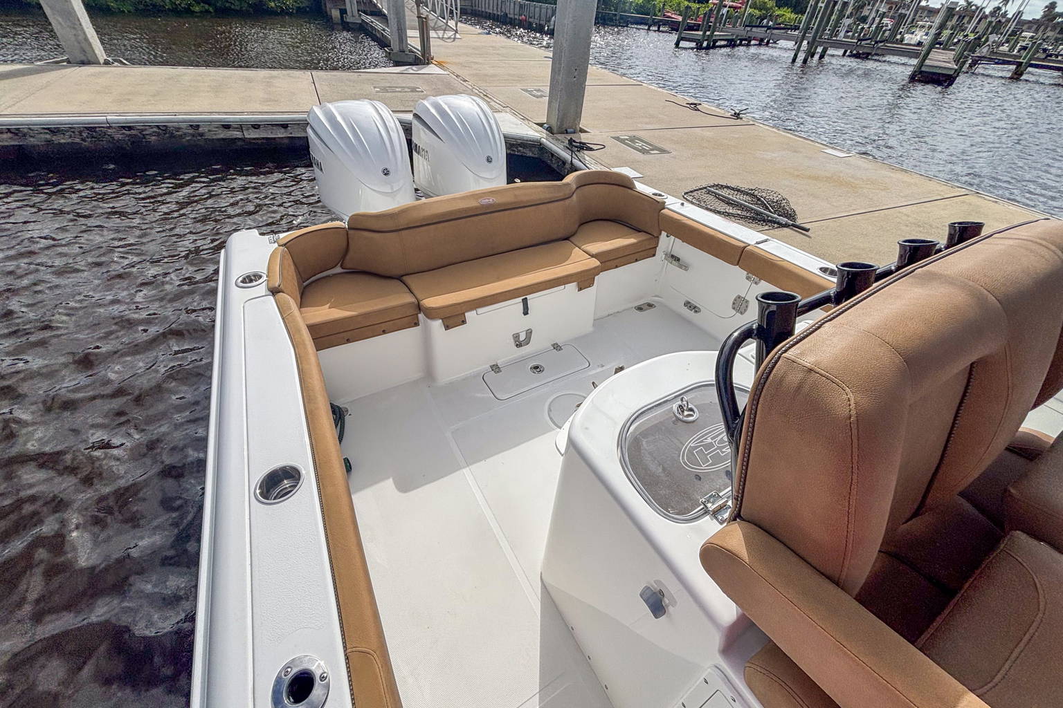 Used 2022 Sea Hunt 305 CC #0061 image 5