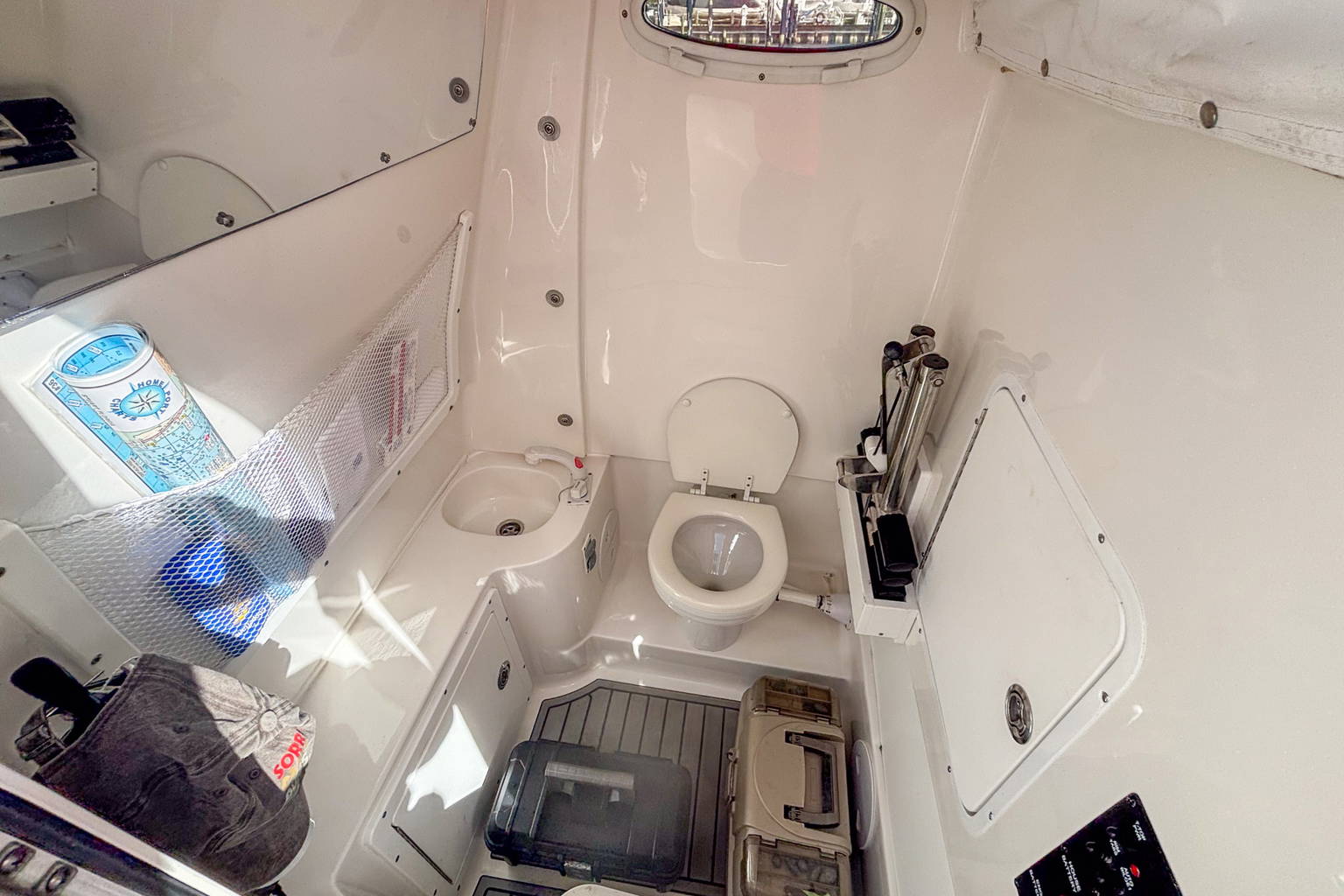 Used 2022 Sea Hunt 305 CC #0061 image 12