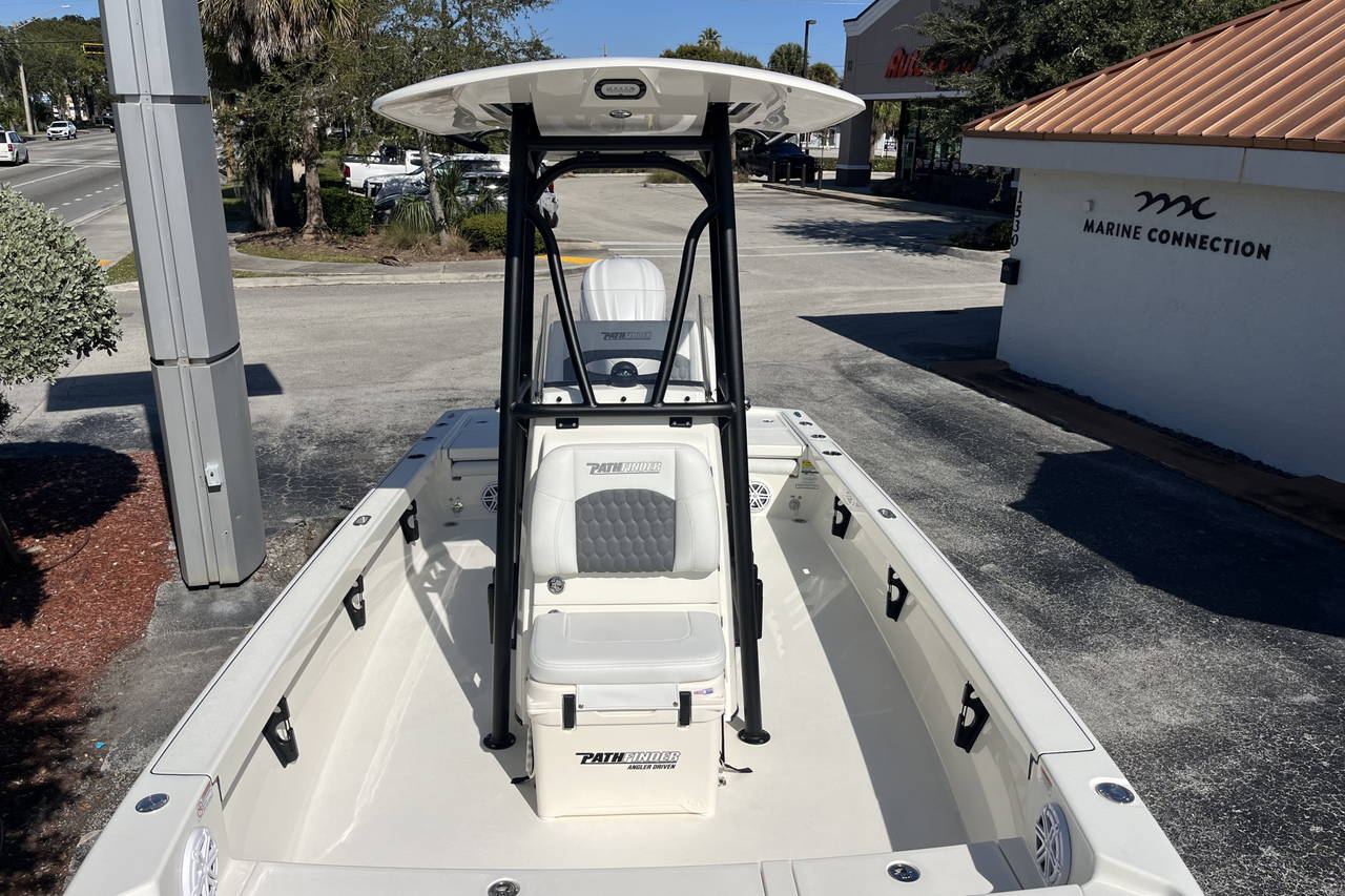 Alternative image of Pathfinder 2500 Hybrid in Vero Beach, FL