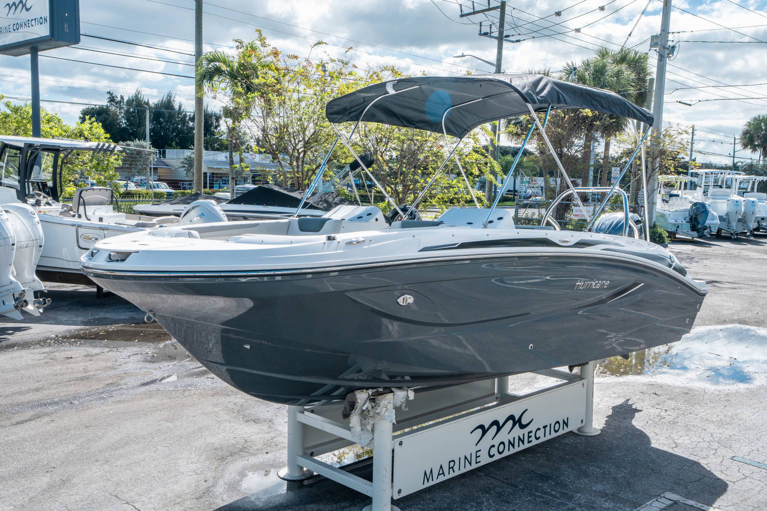 New 2026 Hurricane SunDeck 2050 OB #1049 image 6