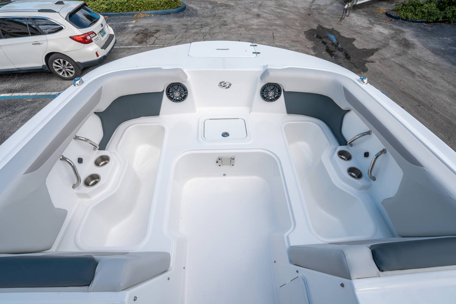 New 2026 Hurricane SunDeck 2050 OB #1049 image 20