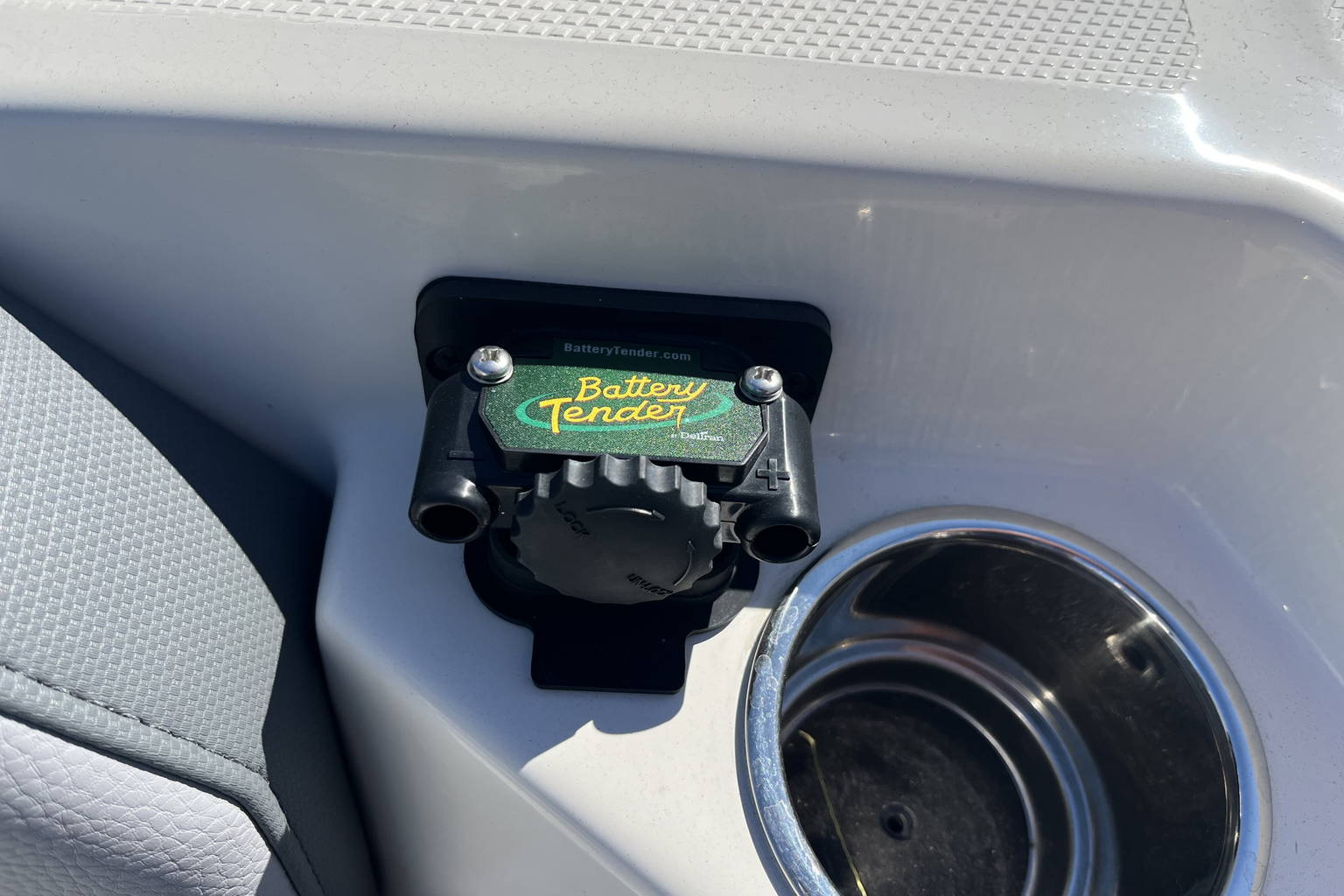 New 2026 Cobia 285 CC Open #K008 image 18