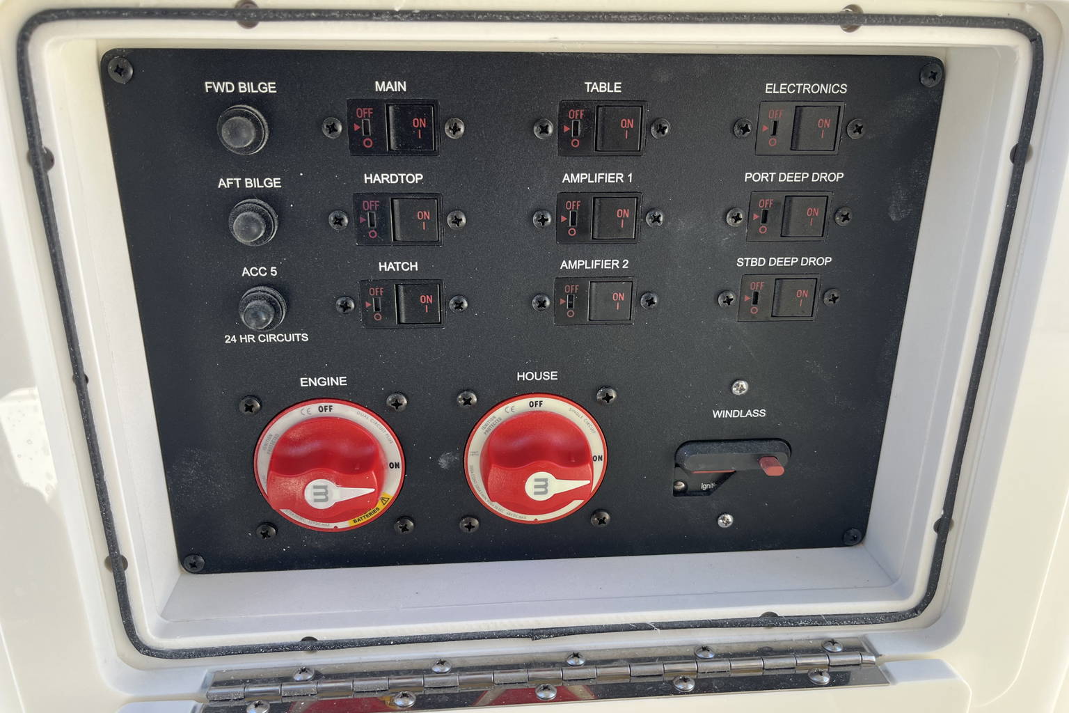 New 2026 Cobia 285 CC Open #K008 image 27