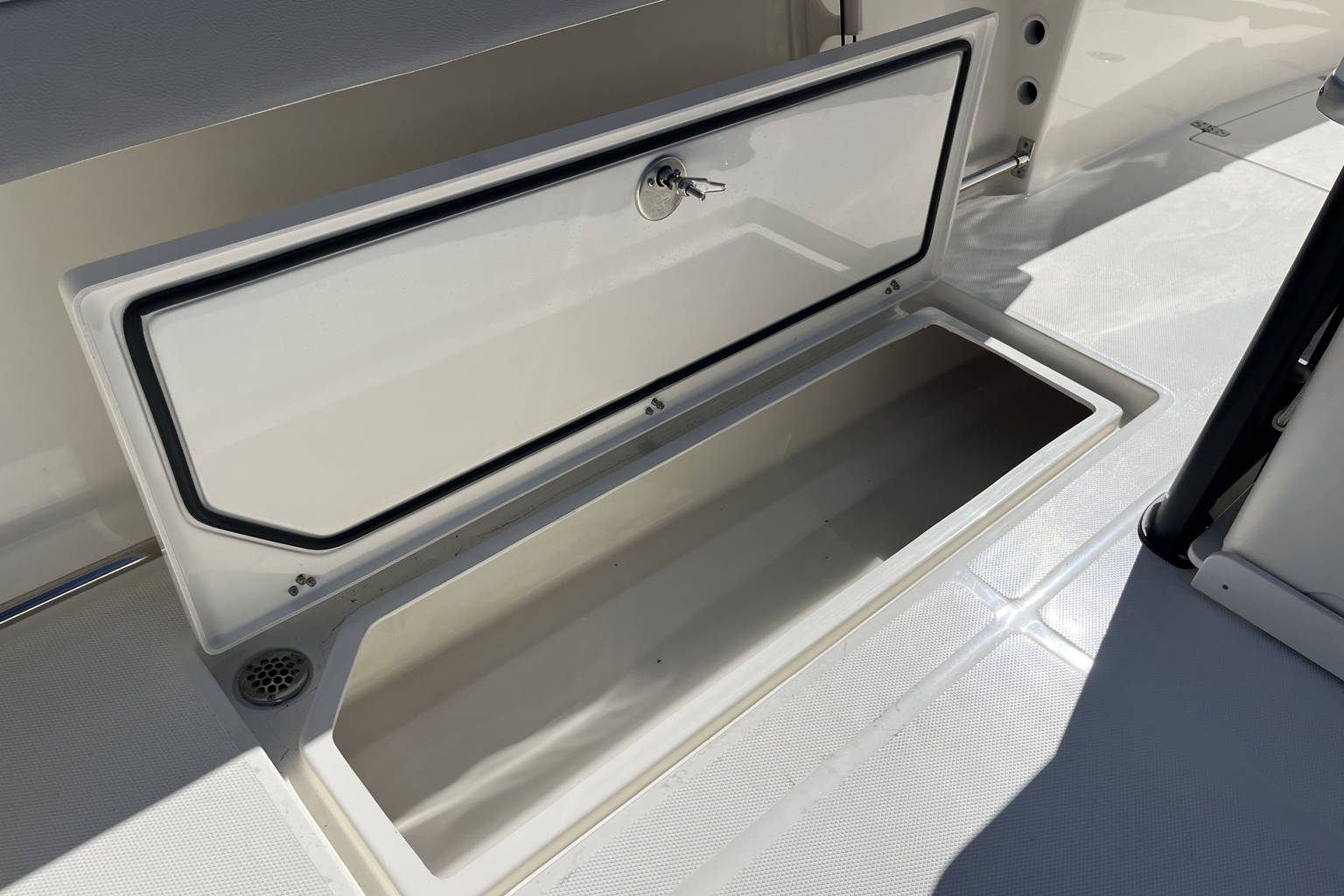 New 2026 Cobia 285 CC Open #K008 image 37