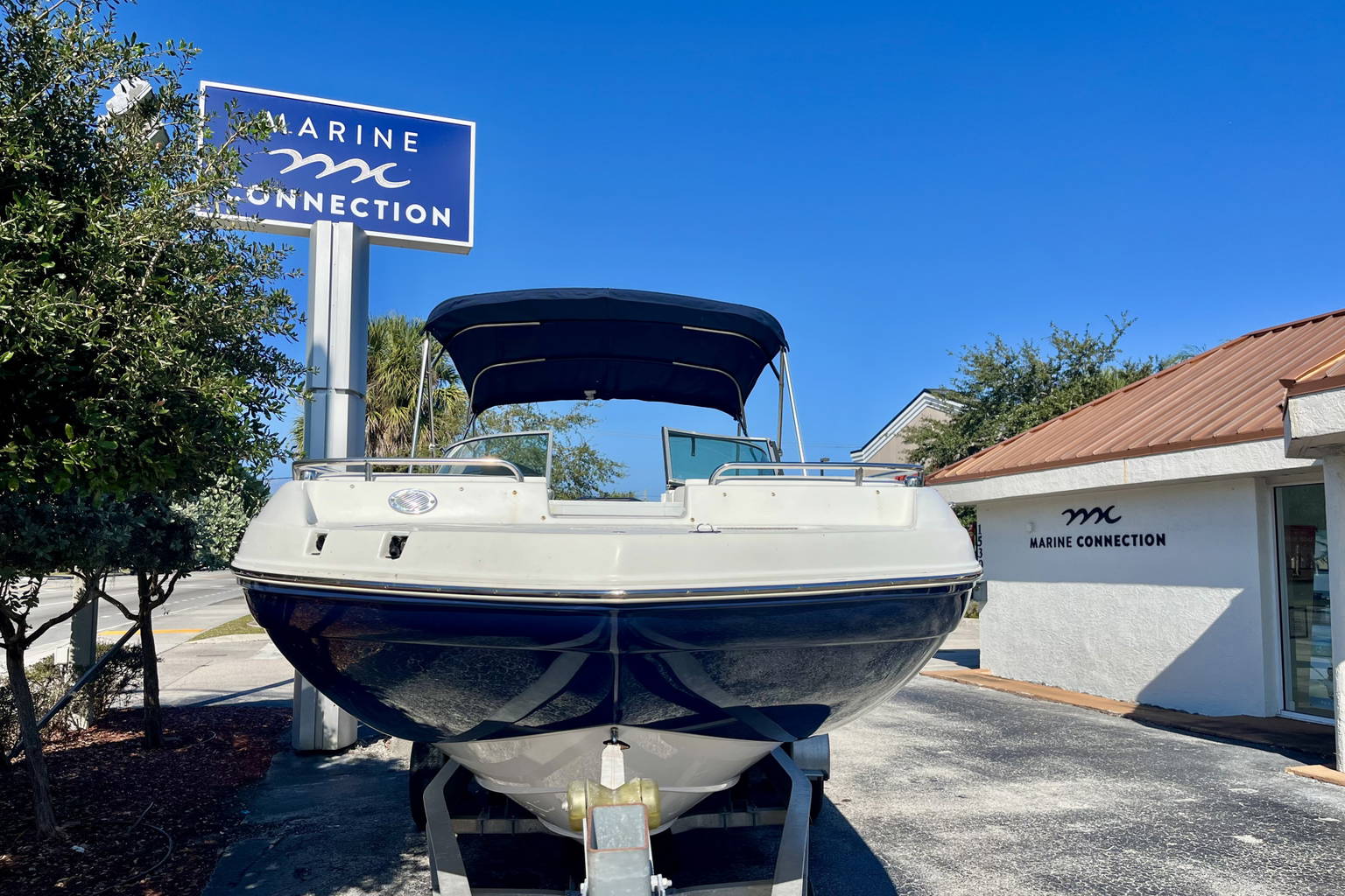 Used 2021 Hurricane Sun Deck 2486 #7641 image 3