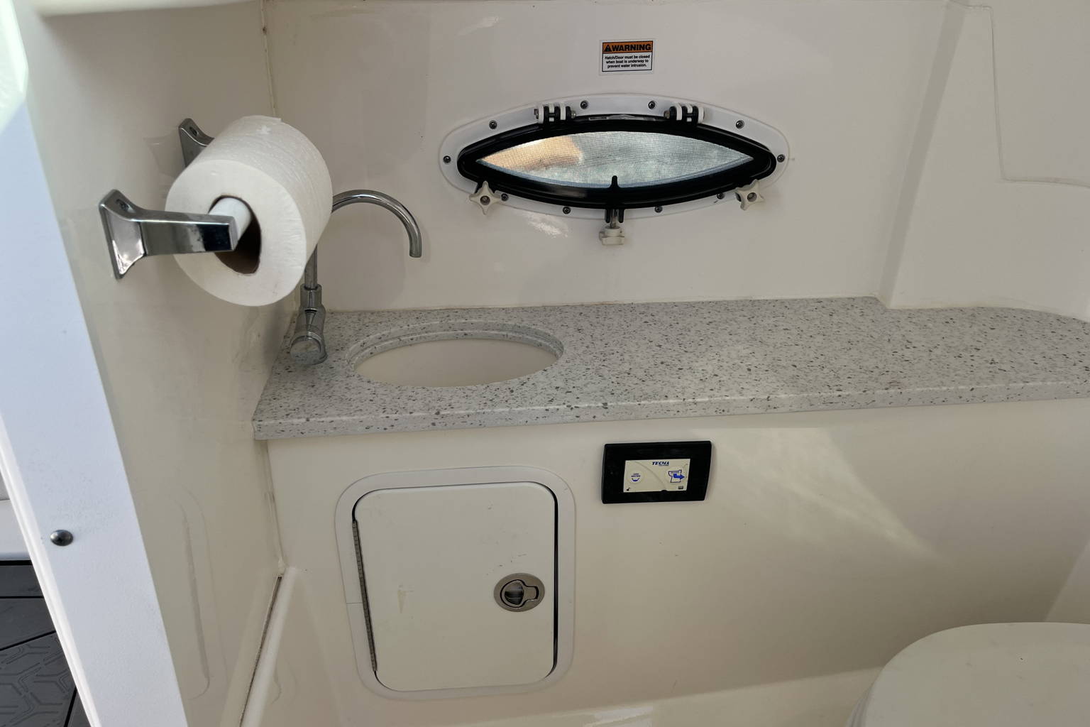 Used 2021 Hurricane Sun Deck 2486 #7641 image 14