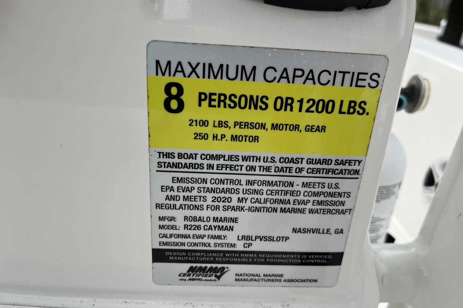 Used 2020 Robalo 226 Cayman #0195 image 13