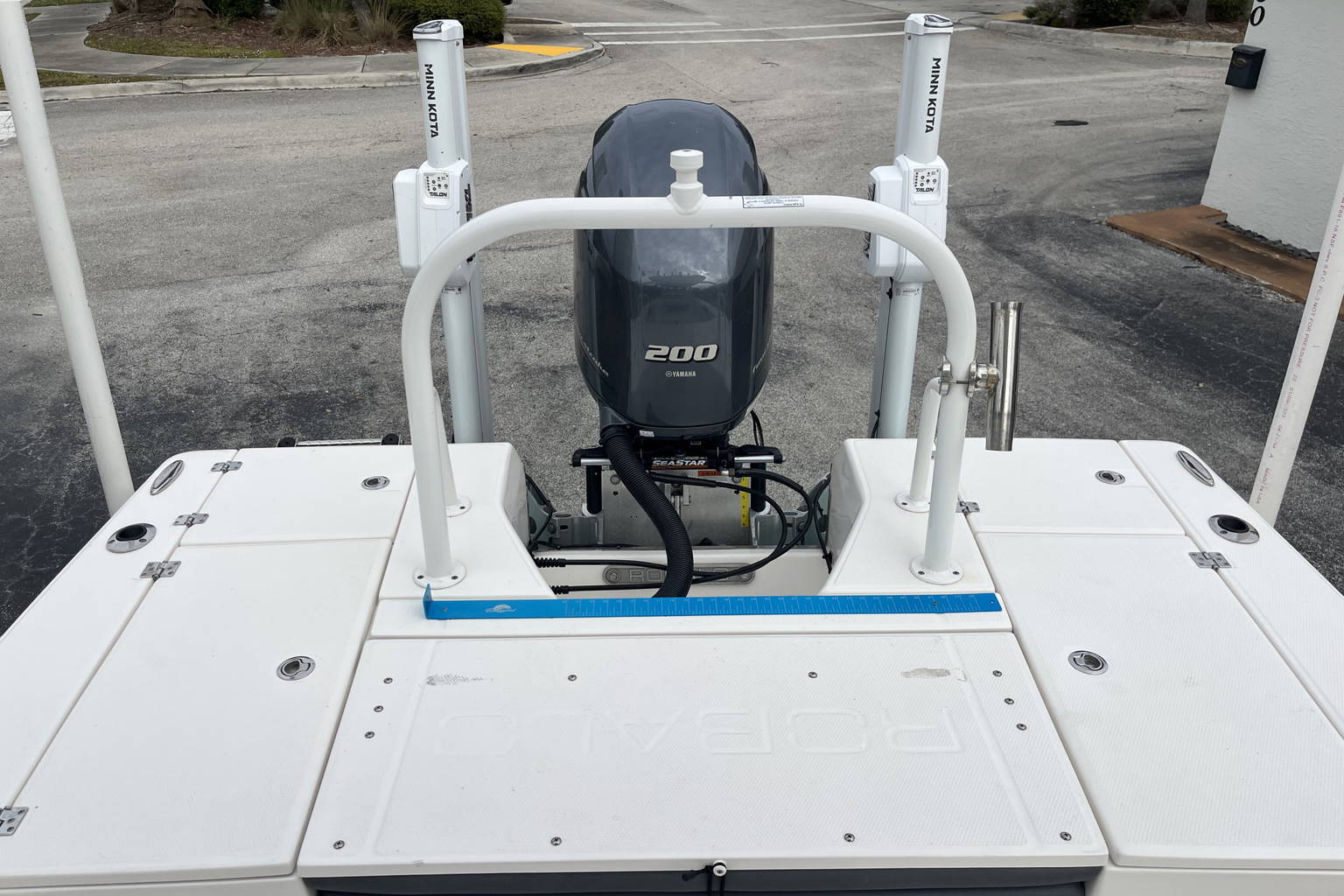 Used 2020 Robalo 226 Cayman #0195 image 27