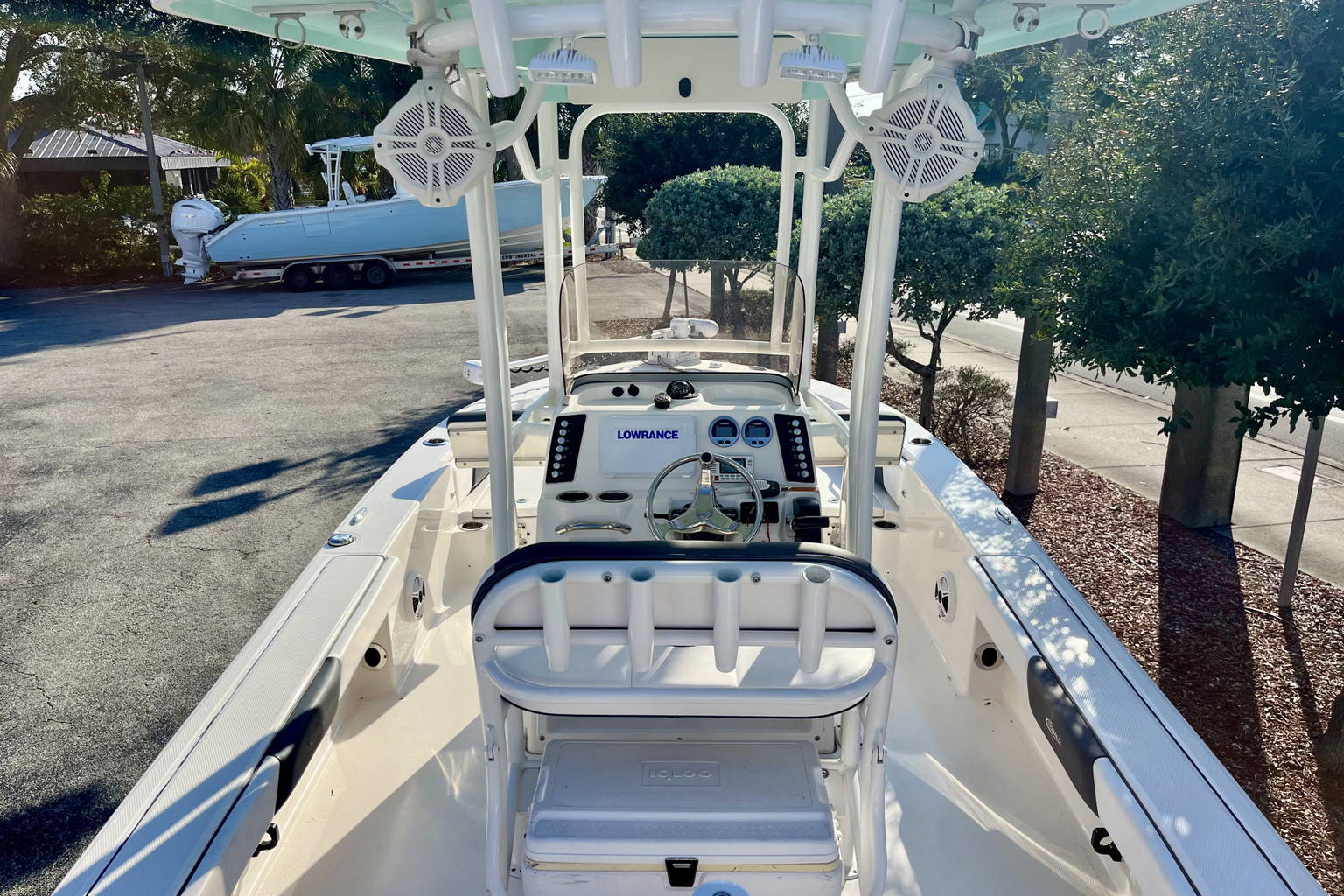 Used 2020 Robalo 226 Cayman #0195 image 10