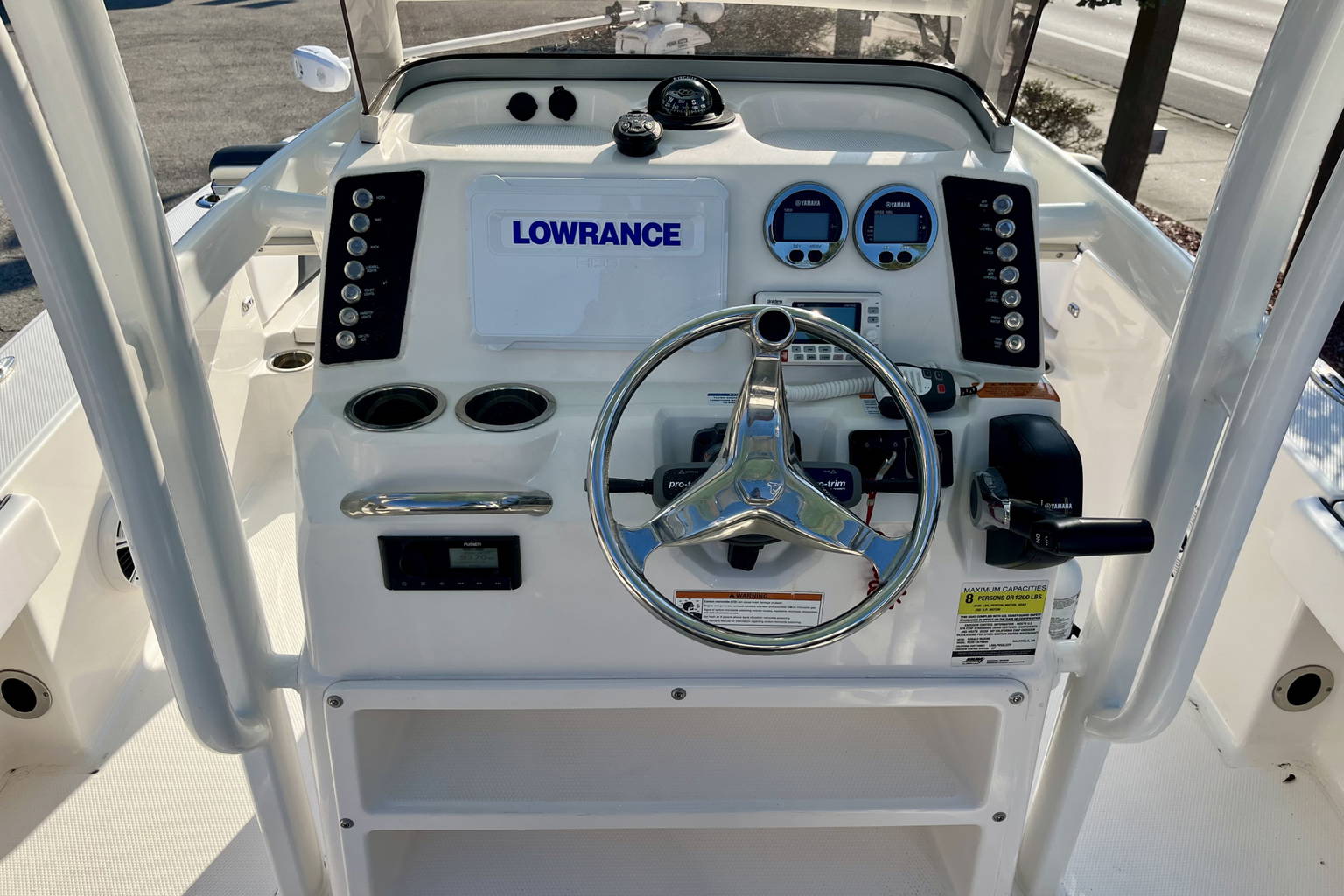 Used 2020 Robalo 226 Cayman #0195 image 12