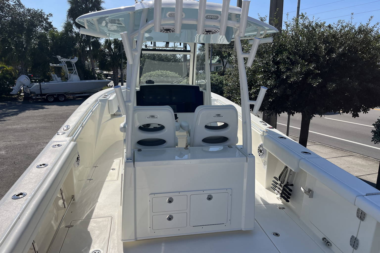 New 2026 Cobia 320 CC #A002 image 11