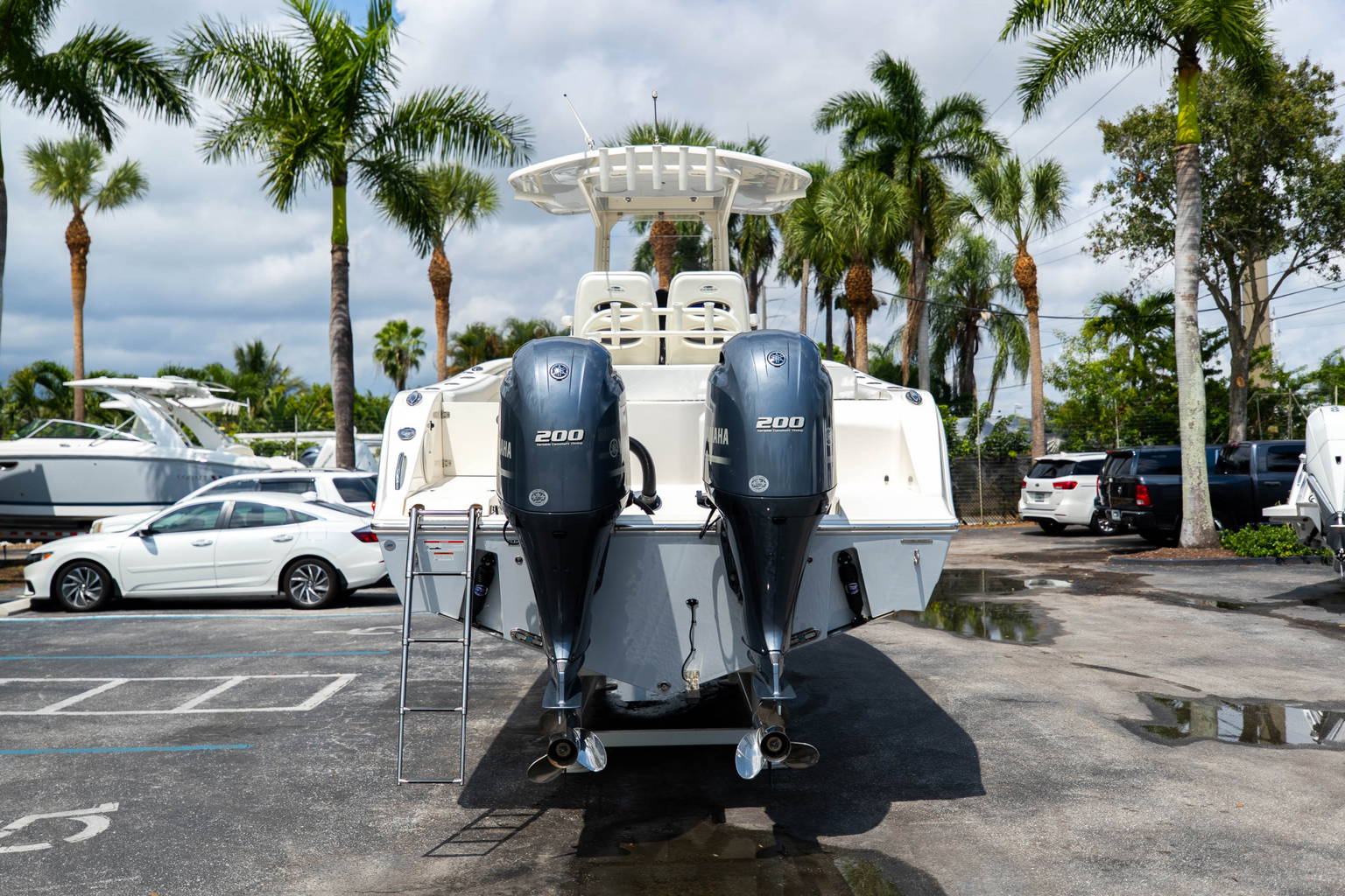 Used 2022 Cobia 280 CC #D020 image 10