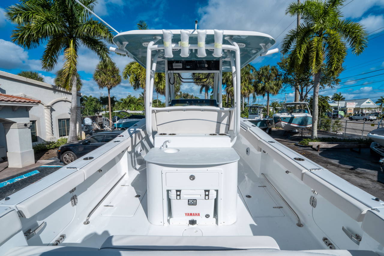 Alternative image of Sea Hunt Ultra 285 FS in West Palm Beach, FL