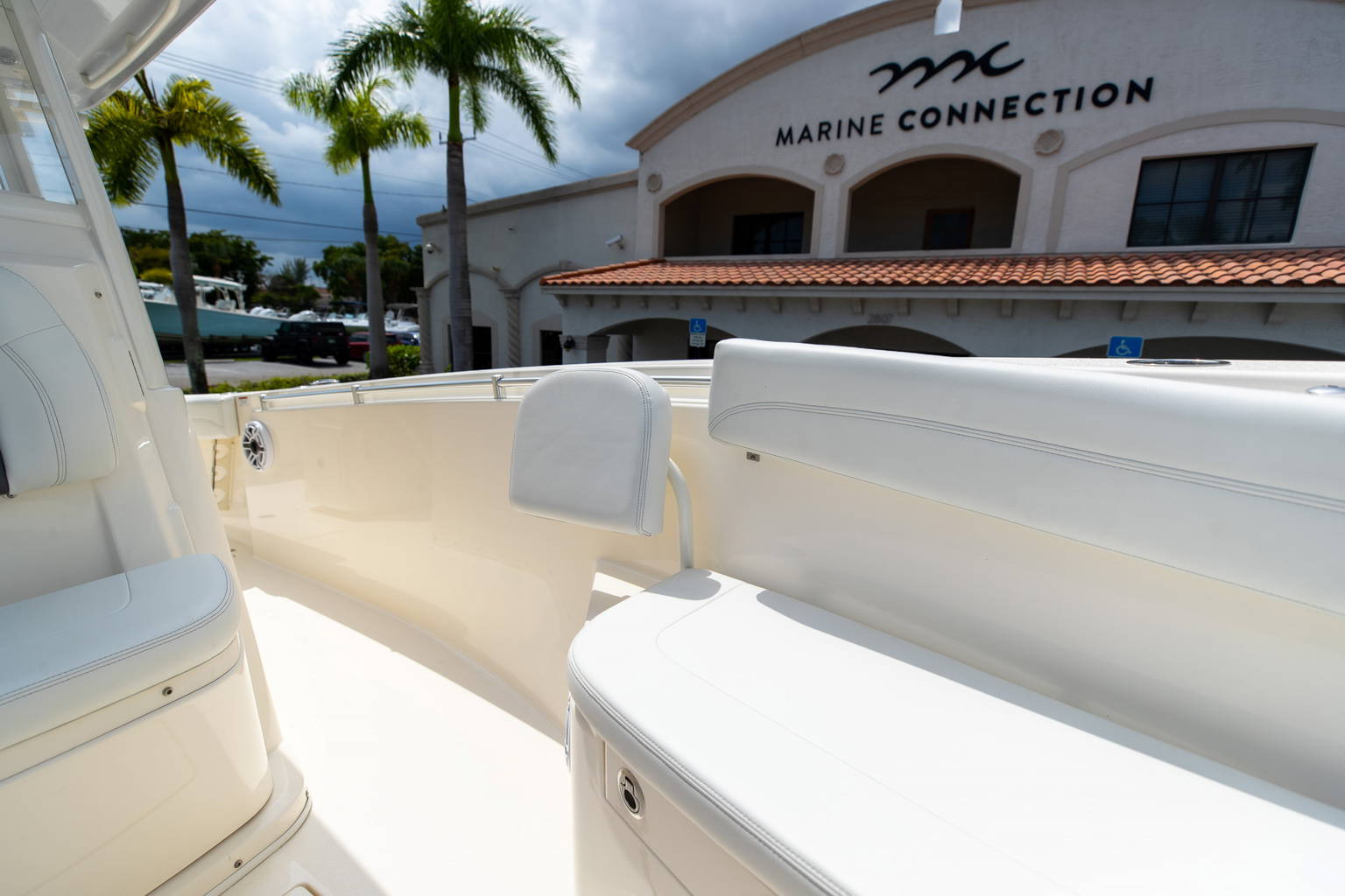 Used 2022 Cobia 280 CC #D020 image 51