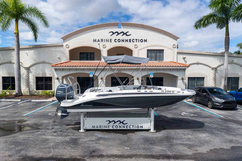 Used 2021 Hurricane SunDeck Sport SS 185 OB #9844 image 1
