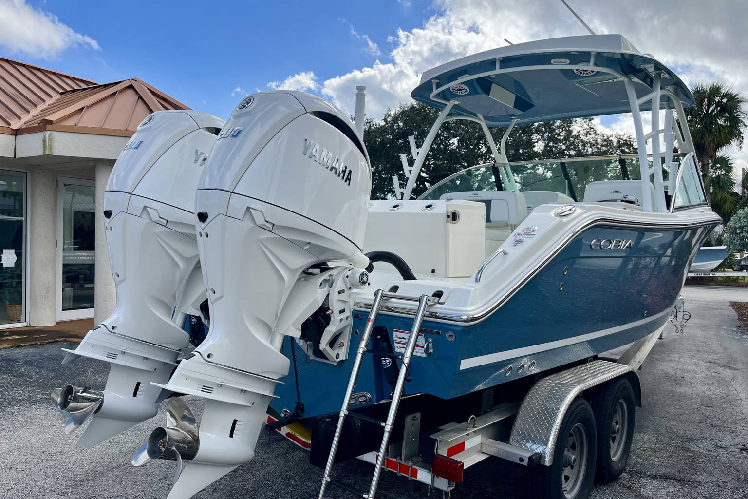 New 2026 Cobia 280 DC #D010 image 6