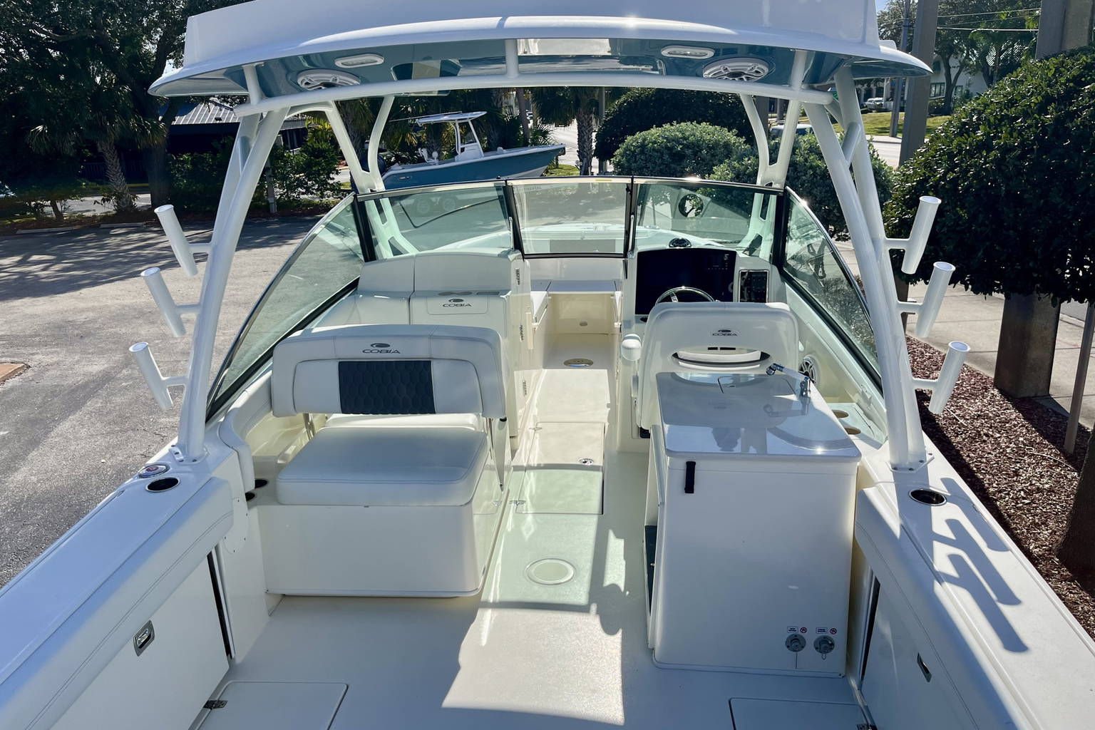 New 2026 Cobia 280 DC #D010 image 11