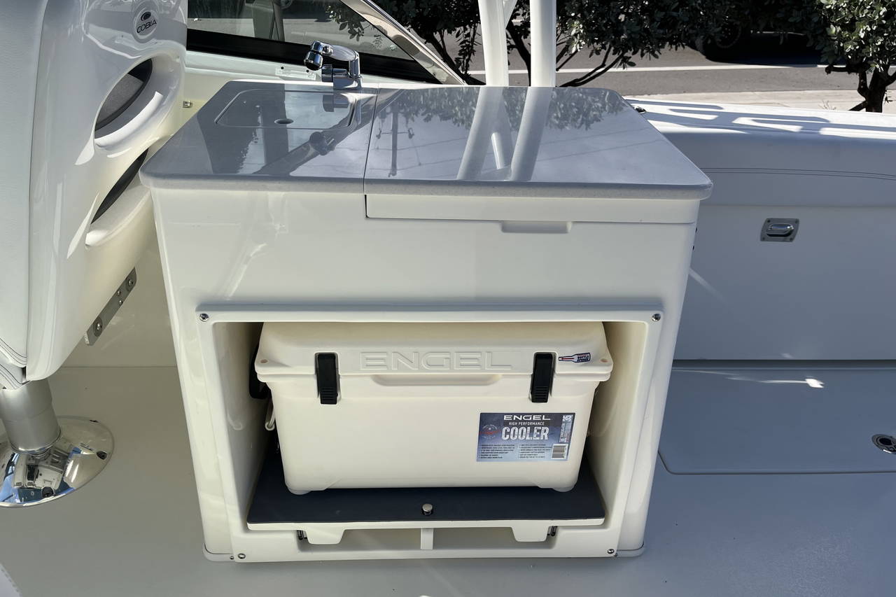 Alternative image of Cobia 280 DC in Vero Beach, FL