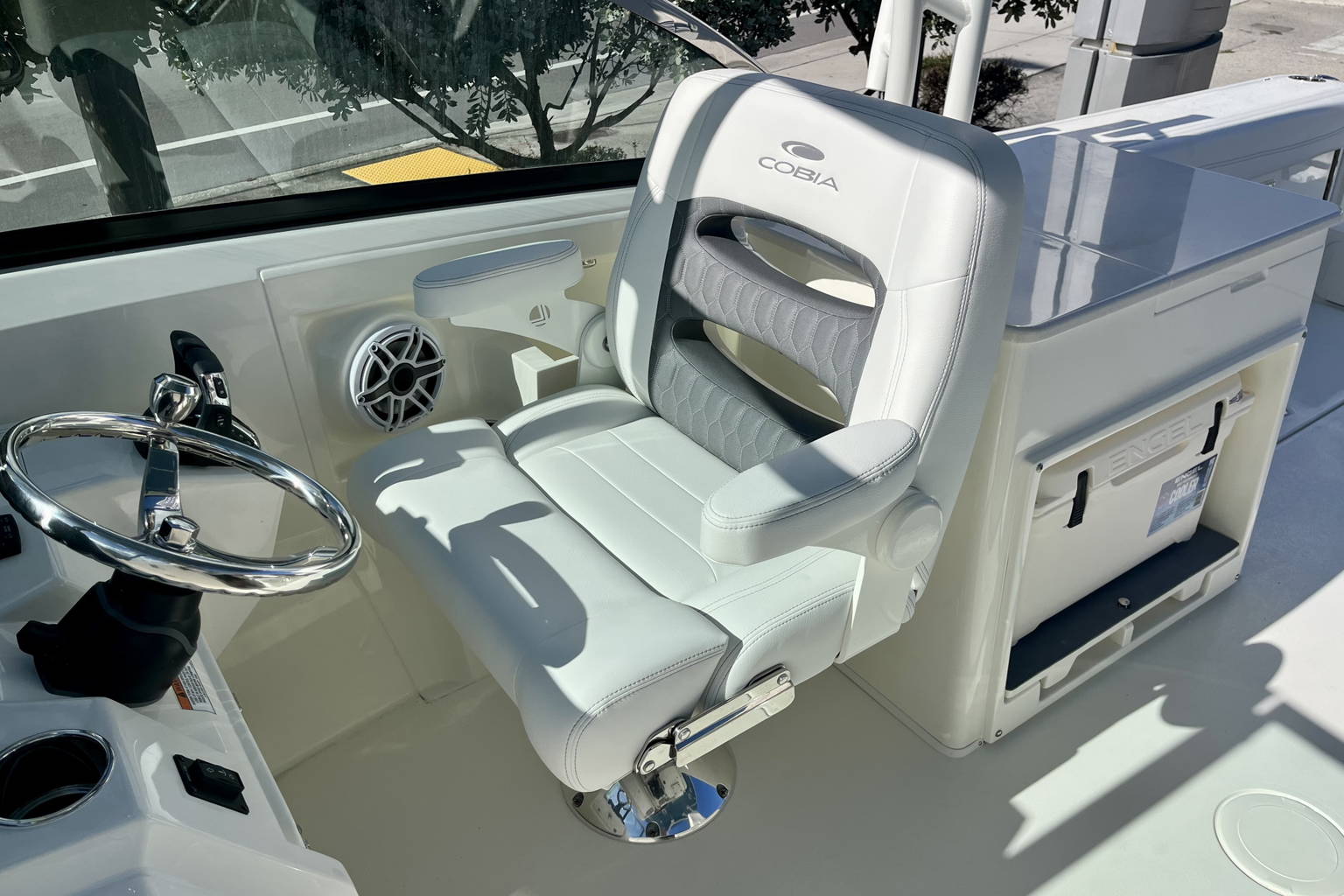 New 2026 Cobia 280 DC #D010 image 17