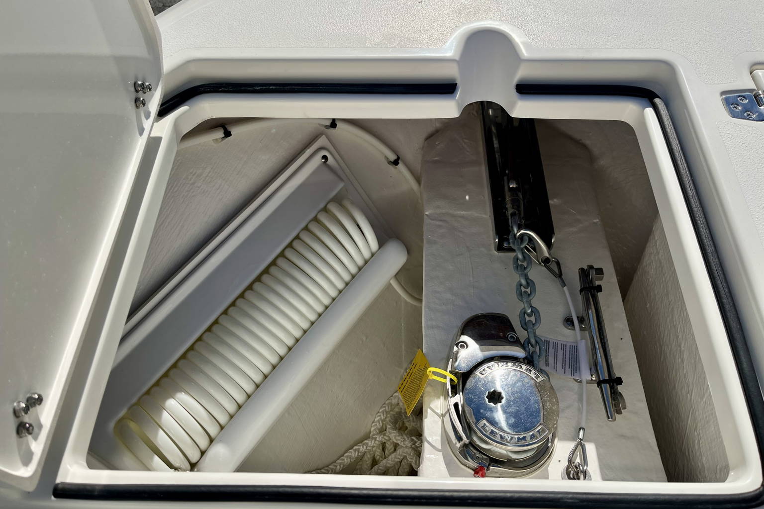 New 2026 Cobia 280 DC #D010 image 21