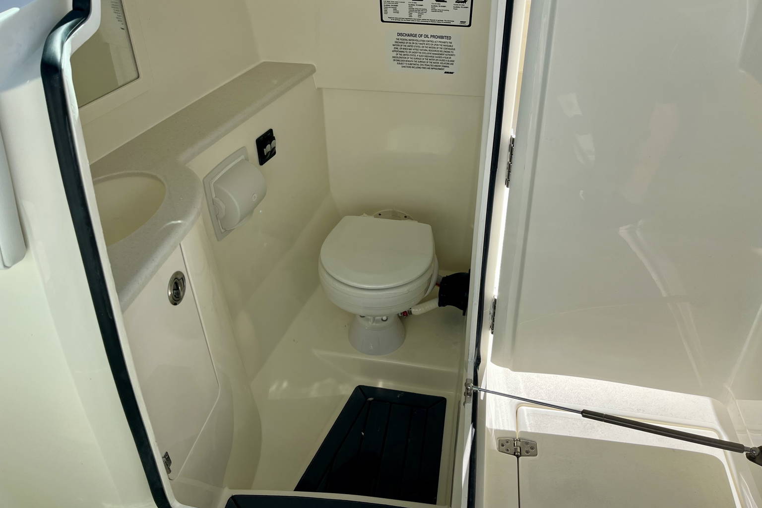 New 2026 Cobia 280 DC #D010 image 25