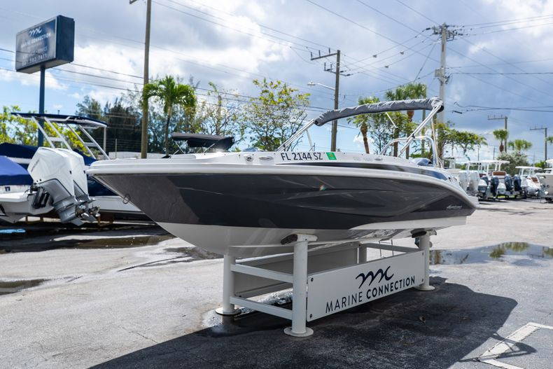 Used 2021 Hurricane SunDeck Sport SS 185 OB #9844 image 9