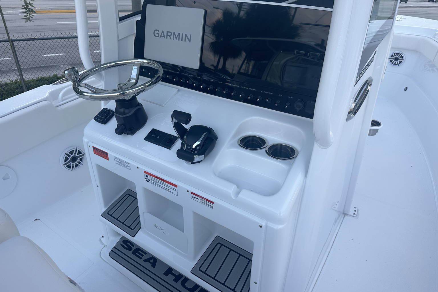 New 2026 Sea Hunt Ultra 275 CB #0018 image 5