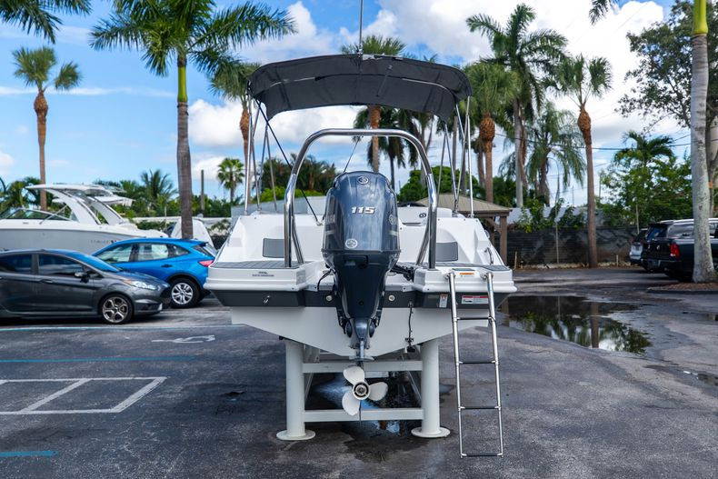 Used 2021 Hurricane SunDeck Sport SS 185 OB #9844 image 16
