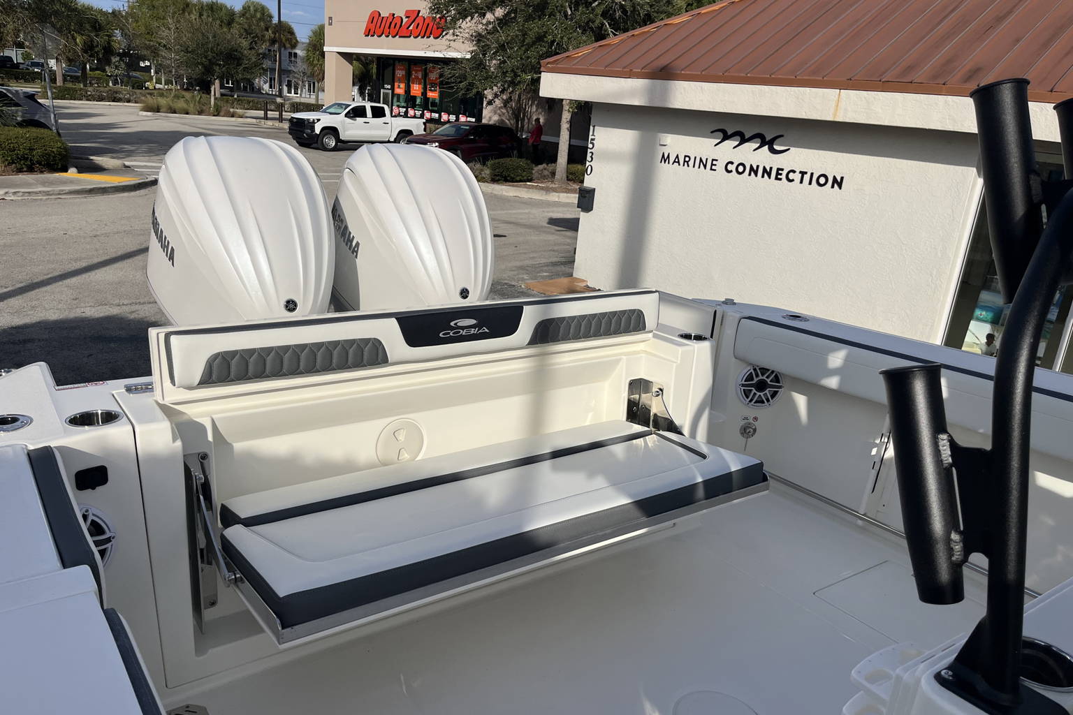 New 2026 Cobia 285 CC #J023 image 35