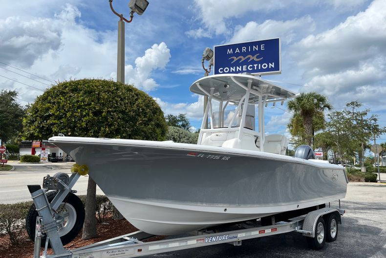 Used 2017 Sea Hunt Ultra 234 #0416 image 2