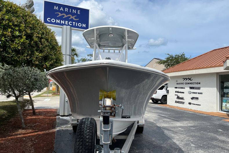 Used 2017 Sea Hunt Ultra 234 #0416 image 3