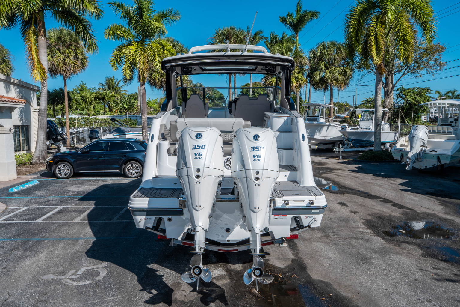 New 2026 Hurricane SunDeck 3200 OB #0871 image 3