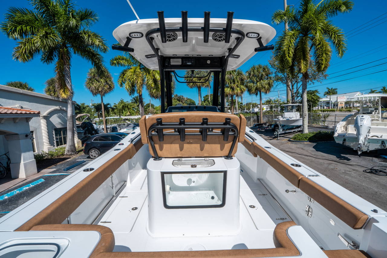 Alternative image of Sea Hunt Gamefish 25 in West Palm Beach, FL