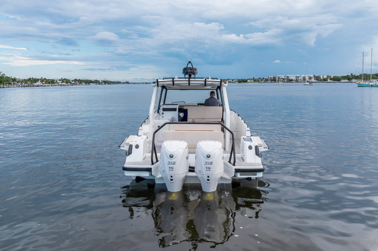 Alternative image of Quarken 35 Grand Tourer in West Palm Beach, FL