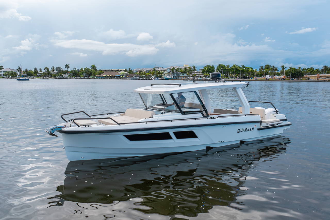 Alternative image of Quarken 35 Grand Tourer in West Palm Beach, FL