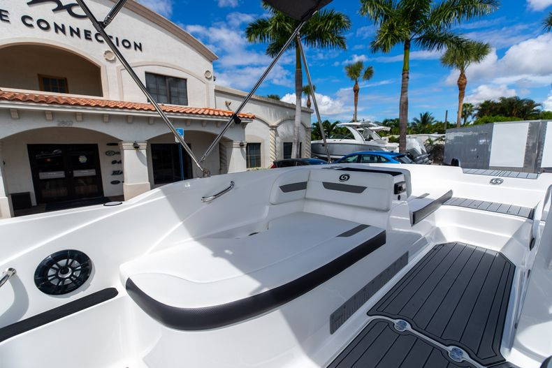 Used 2021 Hurricane SunDeck Sport SS 185 OB #9844 image 25