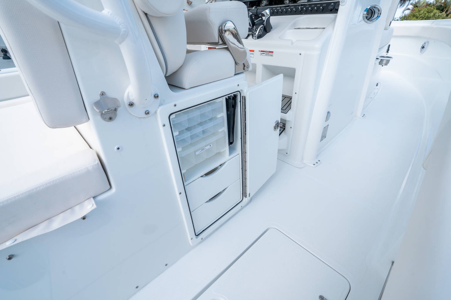 New 2026 Sea Hunt Gamefish 28 CB #0102 image 16