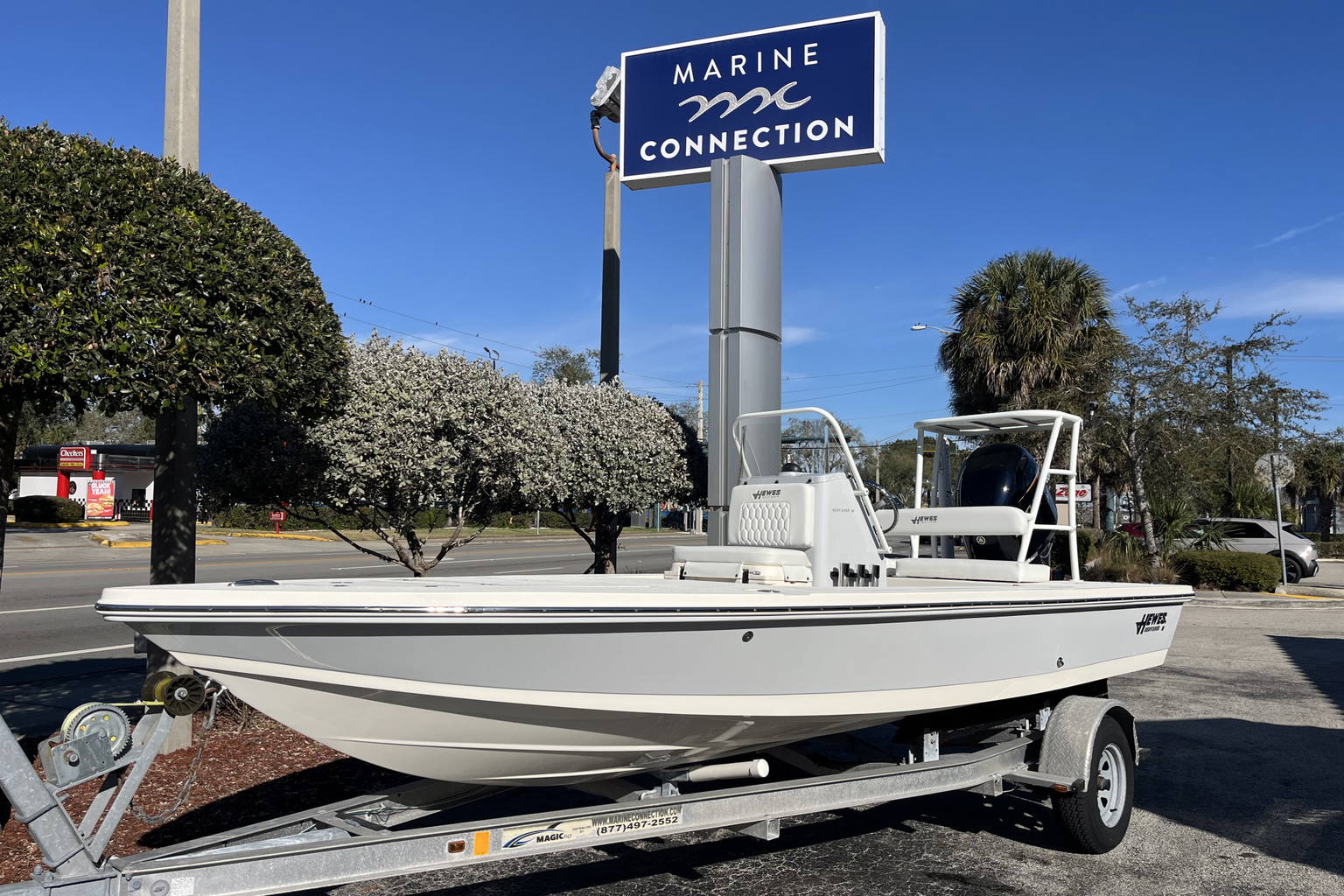 New 2026 Hewes Redfisher 18 #F014 image 2