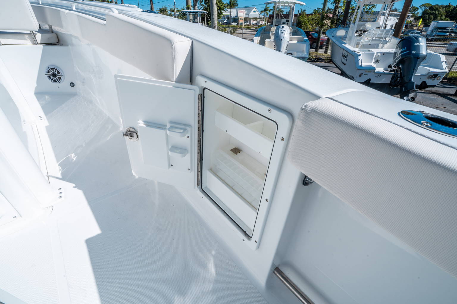 New 2026 Sea Hunt Ultra 275 SE #0412 image 14