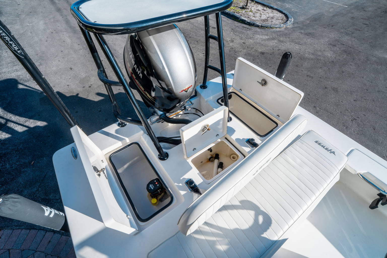 Used 2018 Hewes Redfisher 18 #C047 image 10