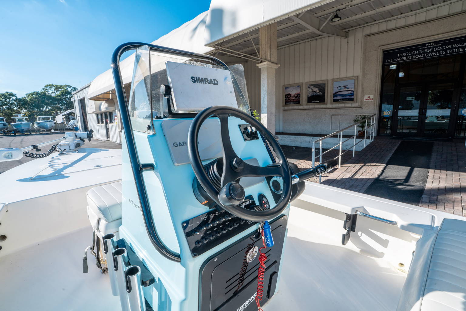 Used 2018 Hewes Redfisher 18 #C047 image 12