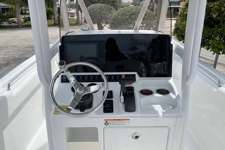 Used 2017 Sea Hunt Ultra 234 #0416 image 10