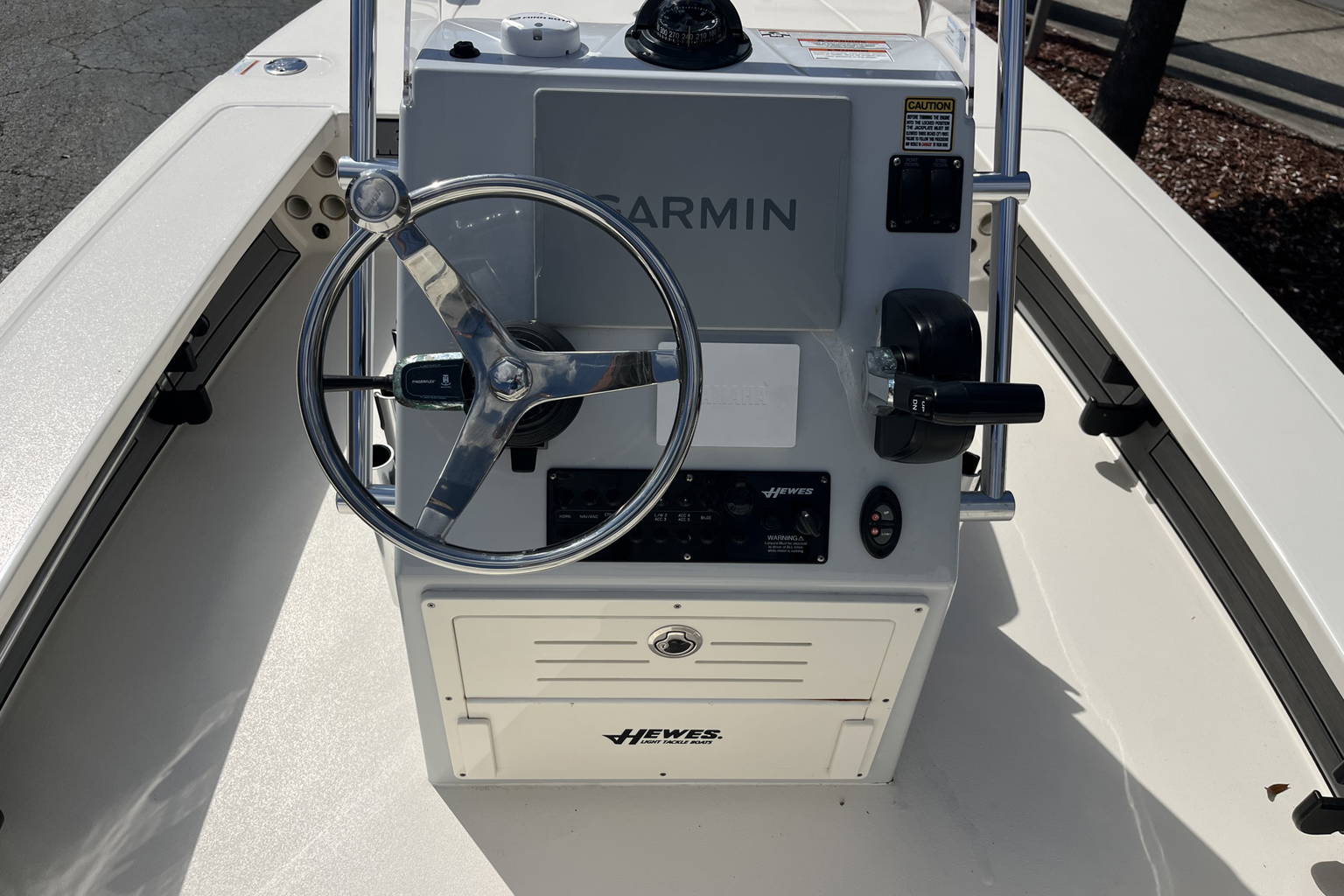 Used 2022 Hewes 18 Redfisher #F019 image 11