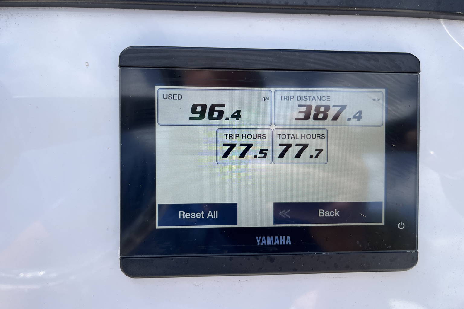 Used 2022 Hewes 18 Redfisher #F019 image 12