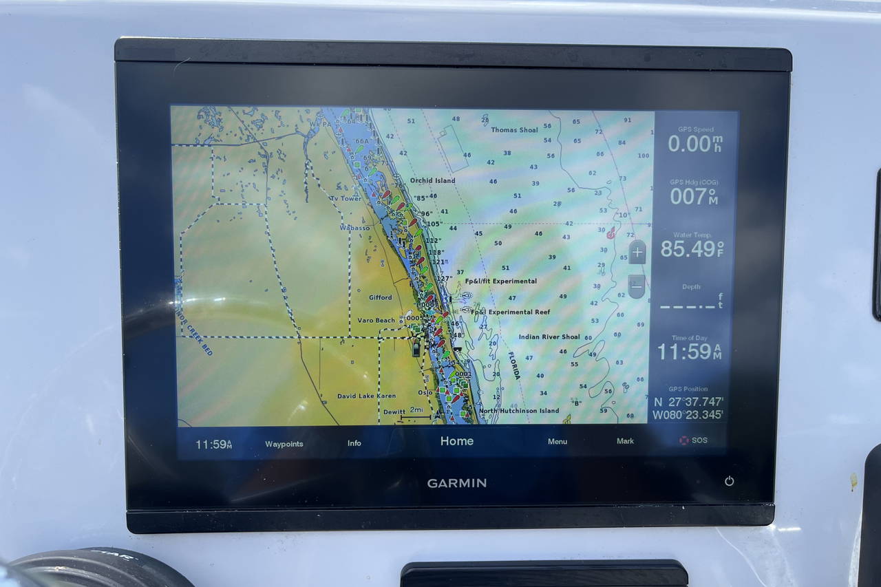 Alternative image of Hewes 18 Redfisher in Vero Beach, FL