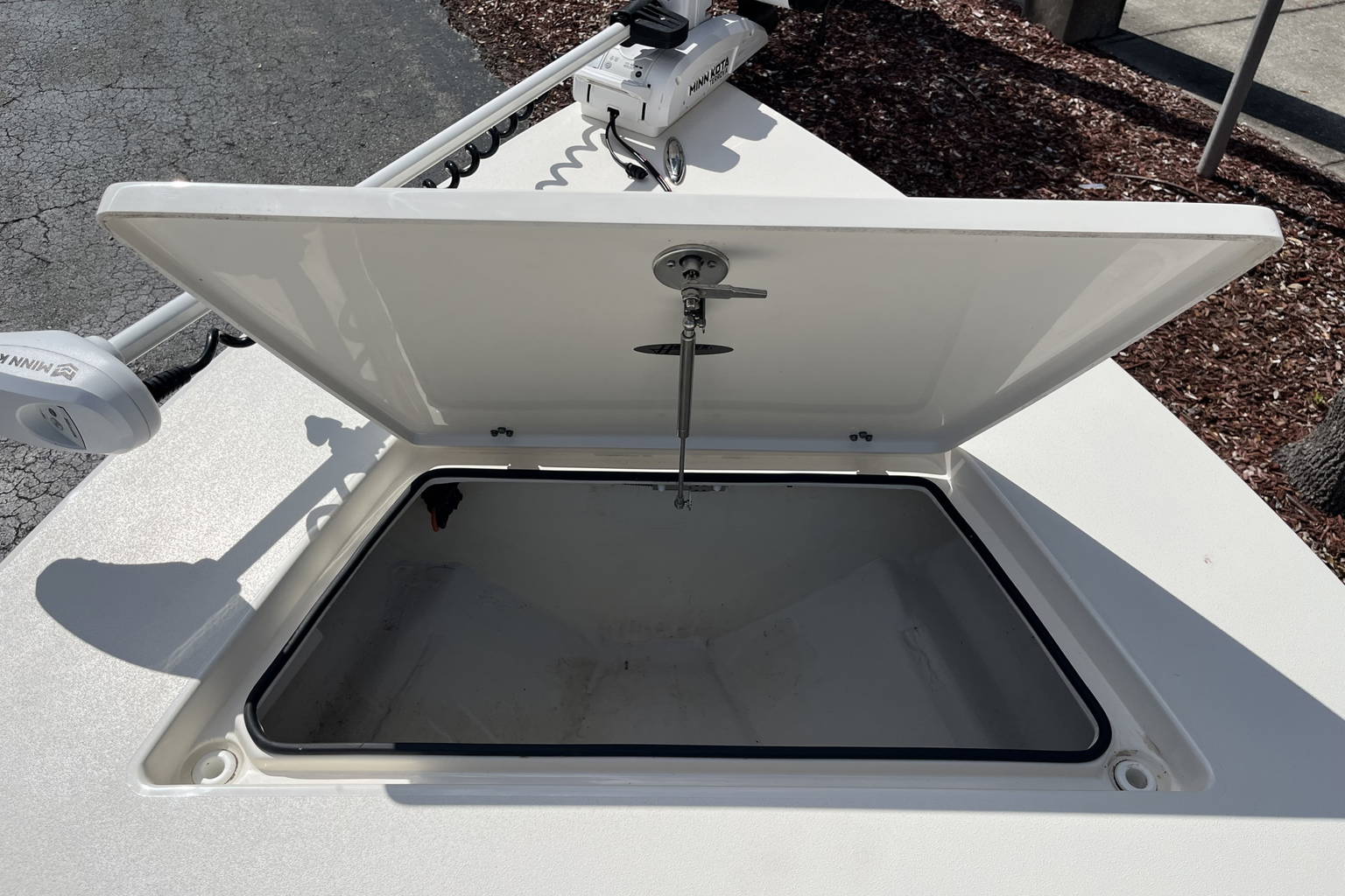 Used 2022 Hewes 18 Redfisher #F019 image 16