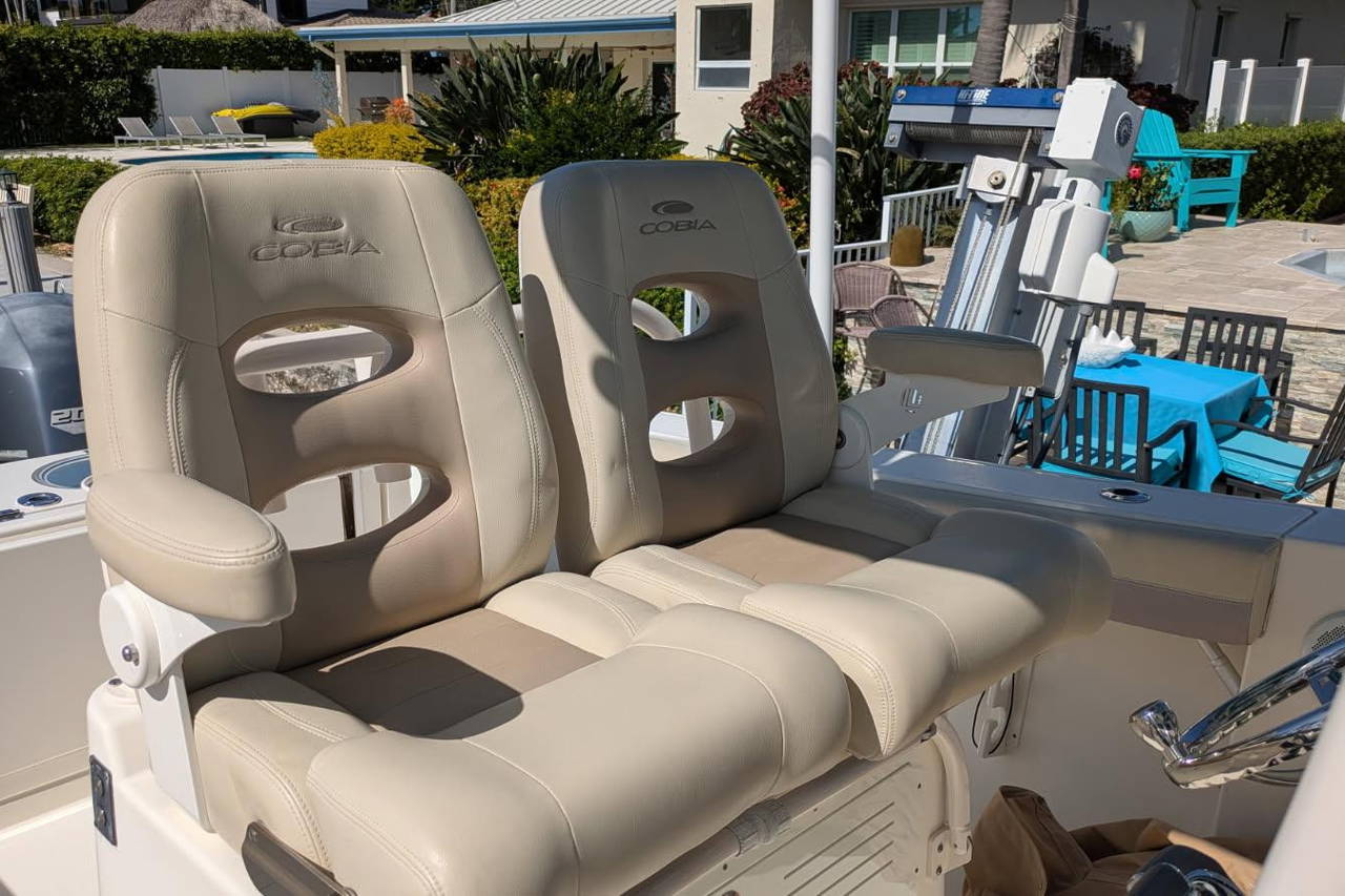 Alternative image of Cobia 277 CC in West Palm Beach, FL