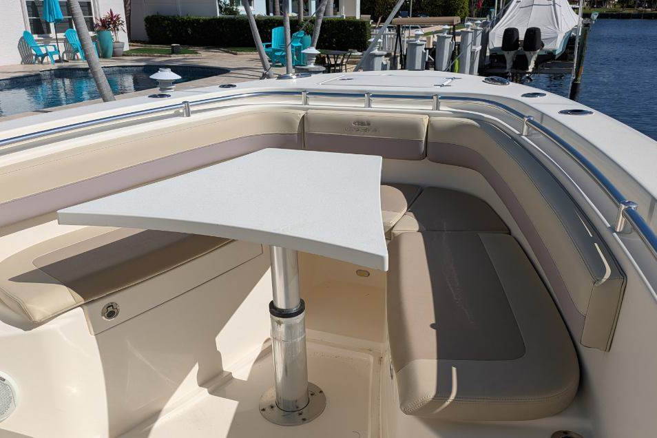 Used 2018 Cobia 277 CC #W031 image 10